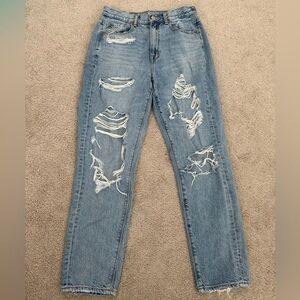 American eagle ripped jeans size 6